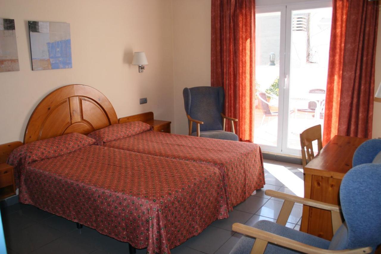 El Pinche De Oro Hotel Benicarlo Room photo