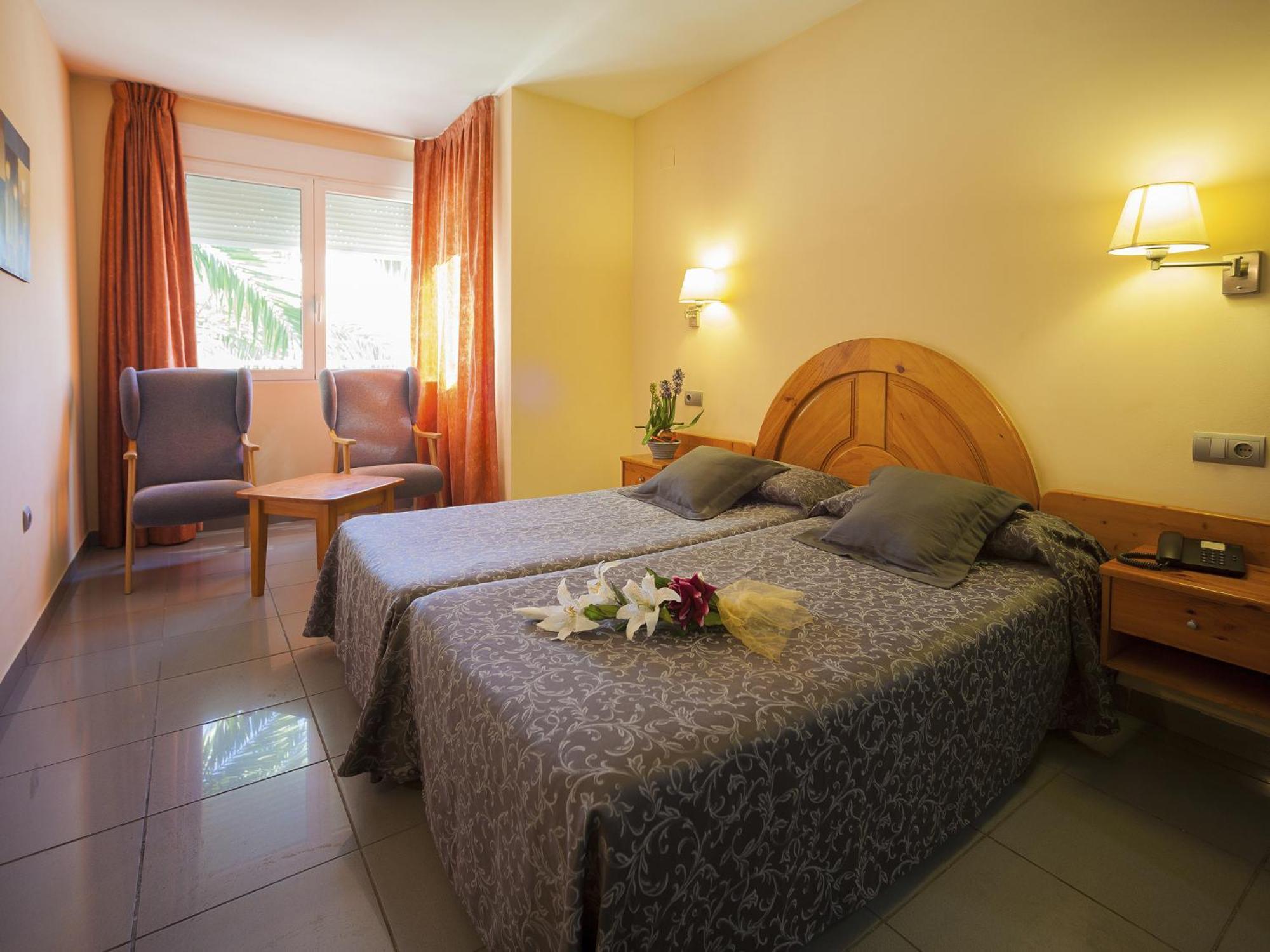 El Pinche De Oro Hotel Benicarlo Room photo
